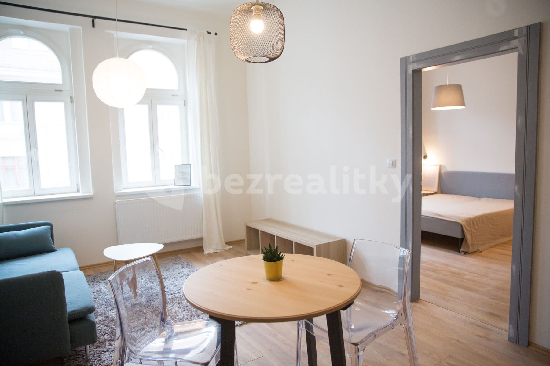 Prenájom bytu 2-izbový 55 m², Schnirchova, Praha, Praha Prenájom bytu 2-izbový 55 m², Schnirchova, Praha, Praha