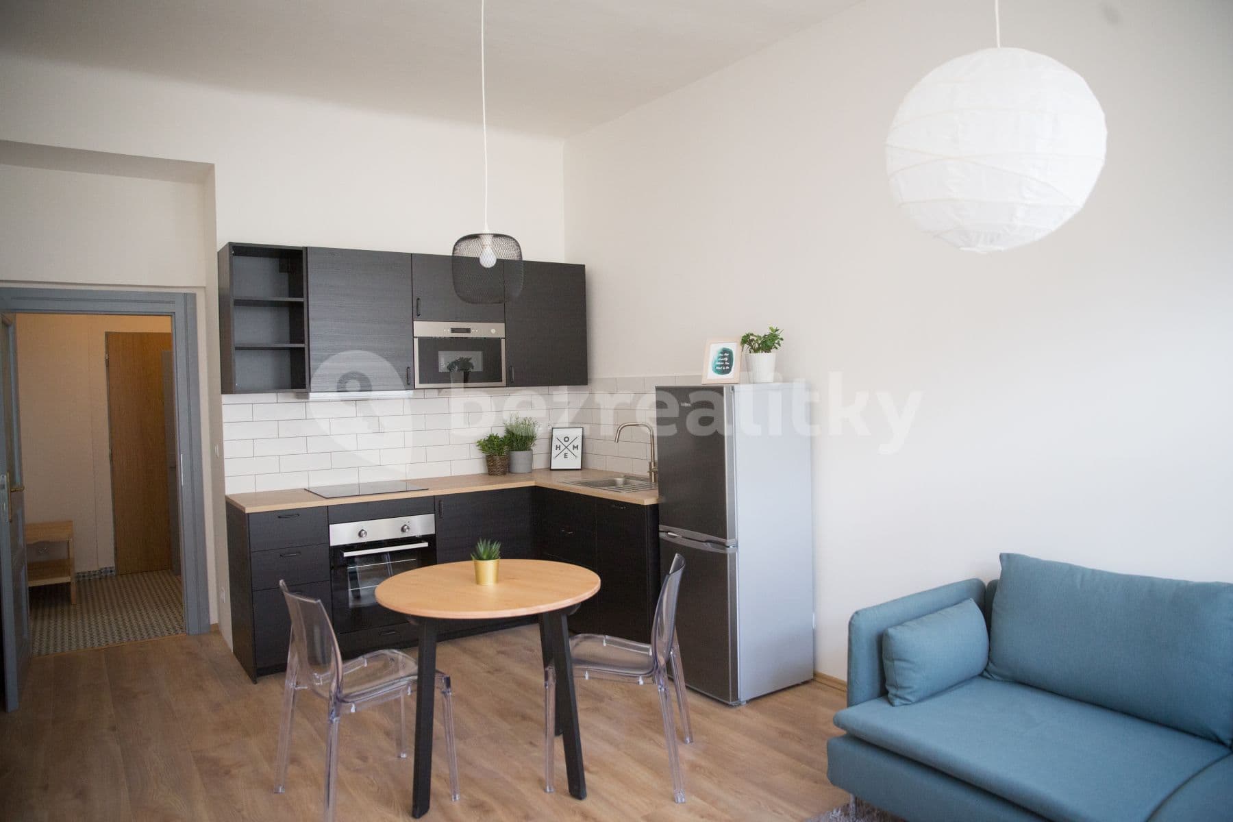 Prenájom bytu 2-izbový 55 m², Schnirchova, Praha, Praha Prenájom bytu 2-izbový 55 m², Schnirchova, Praha, Praha