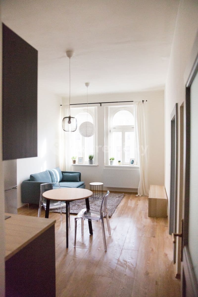 Prenájom bytu 2-izbový 55 m², Schnirchova, Praha, Praha Prenájom bytu 2-izbový 55 m², Schnirchova, Praha, Praha