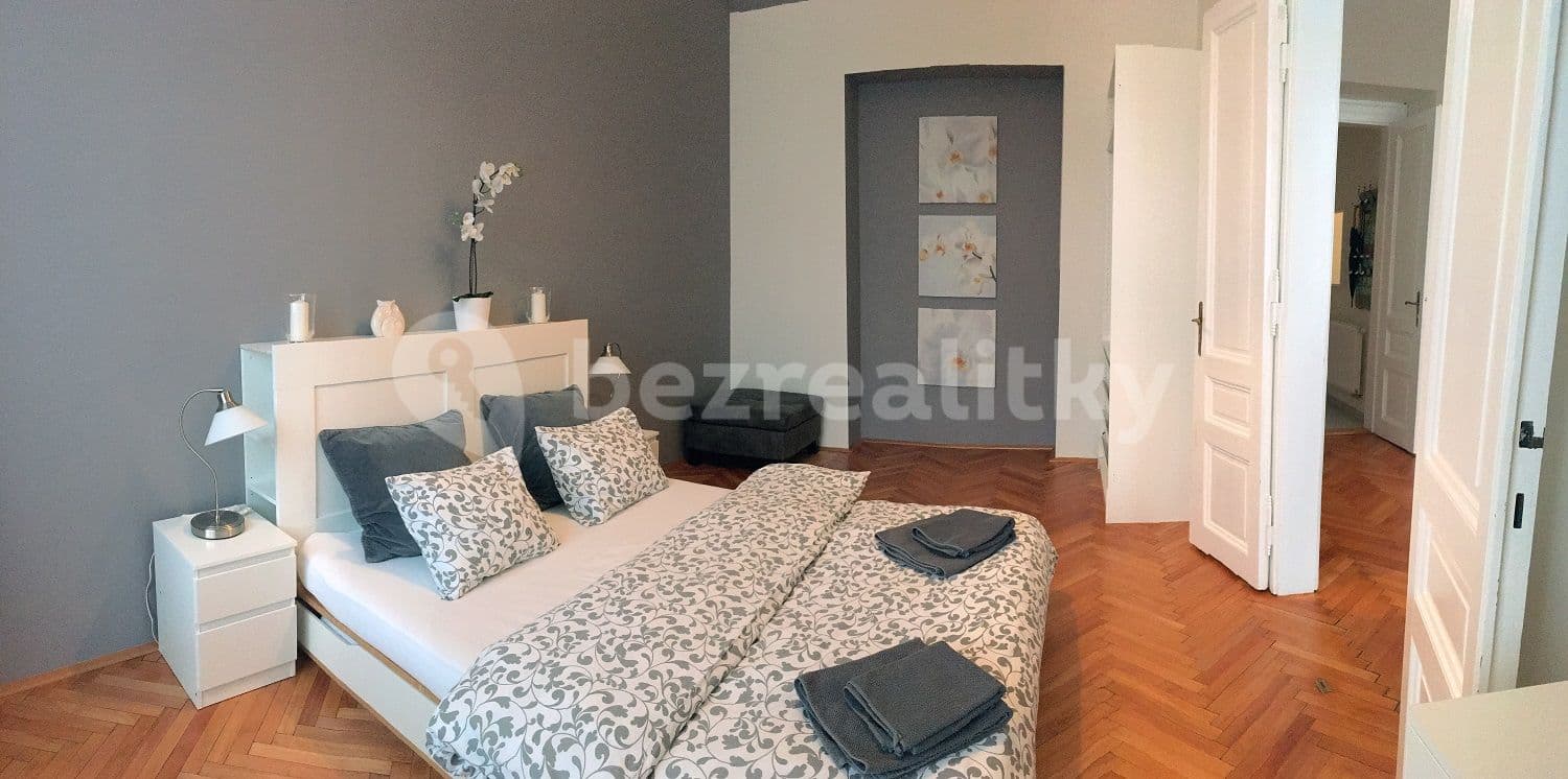 Prenájom bytu 2-izbový 70 m², Korunovační, Praha, Praha Prenájom bytu 2-izbový 70 m², Korunovační, Praha, Praha
