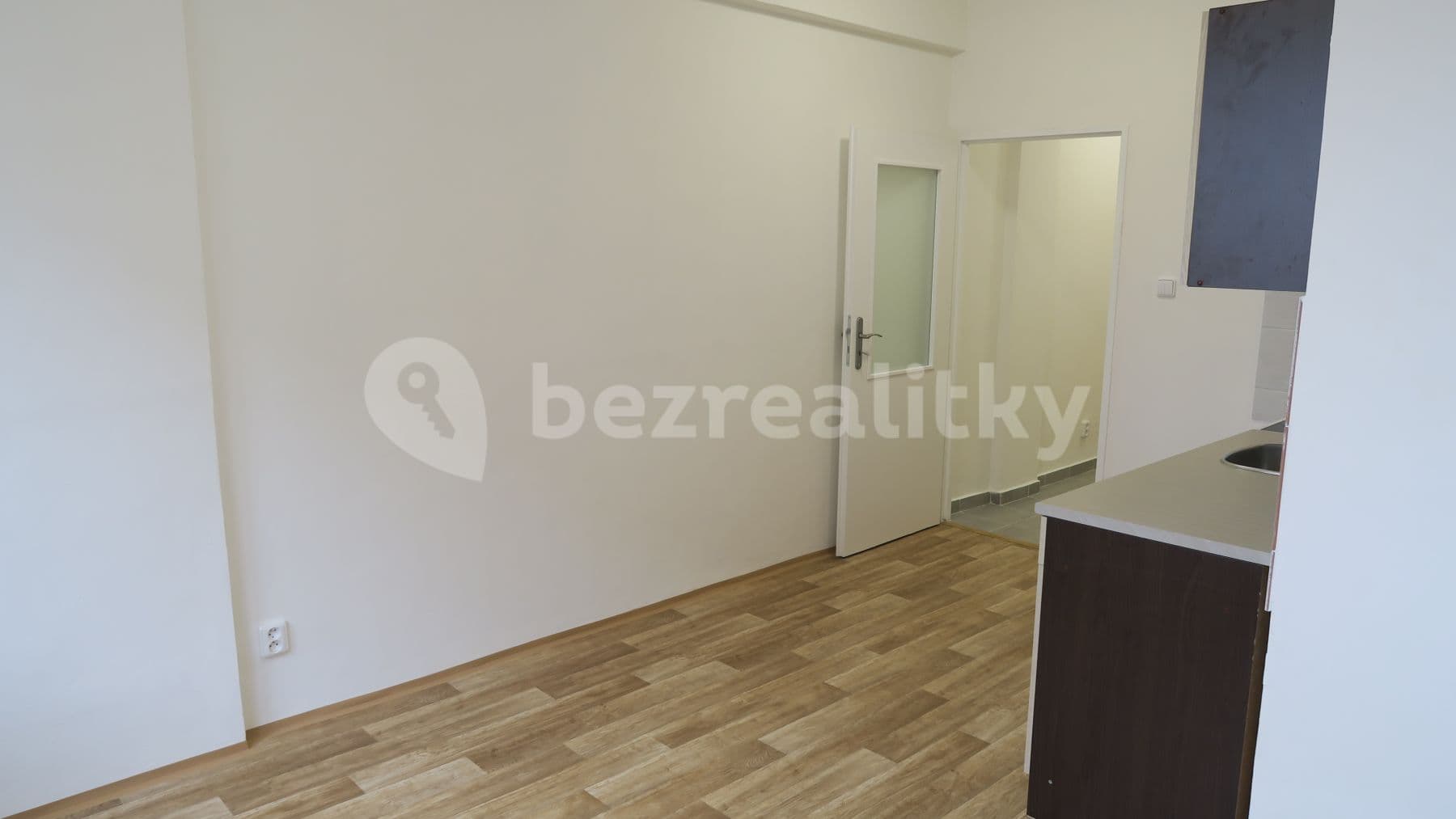 Prenájom bytu 1-izbový 25 m², Jirchářská, Kostelec nad Orlicí, Královéhradecký kraj Prenájom bytu 1-izbový 25 m², Jirchářská, Kostelec nad Orlicí, Královéhradecký kraj