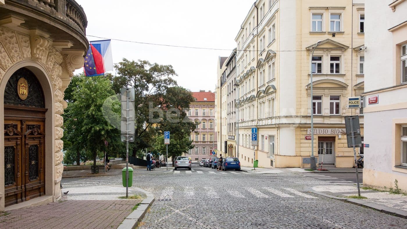 Prenájom bytu Garsoniéra 35 m², Havlíčkovo Náměstí, Praha, Praha Prenájom bytu Garsoniéra 35 m², Havlíčkovo Náměstí, Praha, Praha