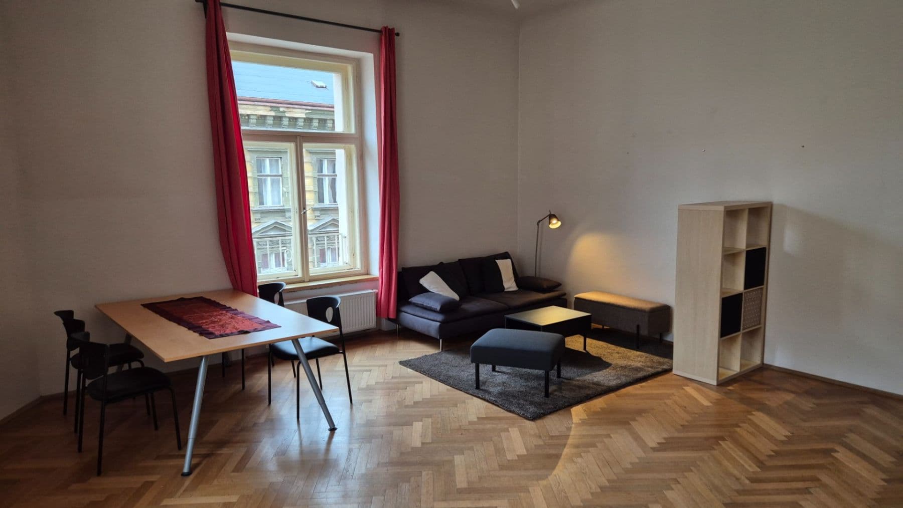 Prenájom bytu 2-izbový 67 m², Zborovská, Praha, Praha Prenájom bytu 2-izbový 67 m², Zborovská, Praha, Praha