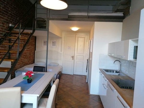 Prenájom bytu Garsoniéra 37 m², Karlovo Náměstí, Praha, Praha Prenájom bytu Garsoniéra 37 m², Karlovo Náměstí, Praha, Praha