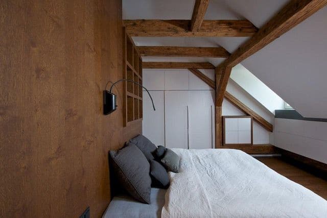 Prenájom bytu 2-izbový 95 m², U Lužického Semináře, Praha, Praha Prenájom bytu 2-izbový 95 m², U Lužického Semináře, Praha, Praha