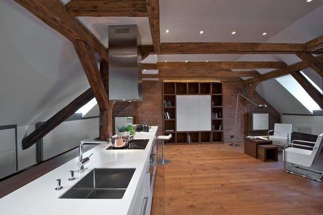 Prenájom bytu 2-izbový 95 m², U Lužického Semináře, Praha, Praha Prenájom bytu 2-izbový 95 m², U Lužického Semináře, Praha, Praha