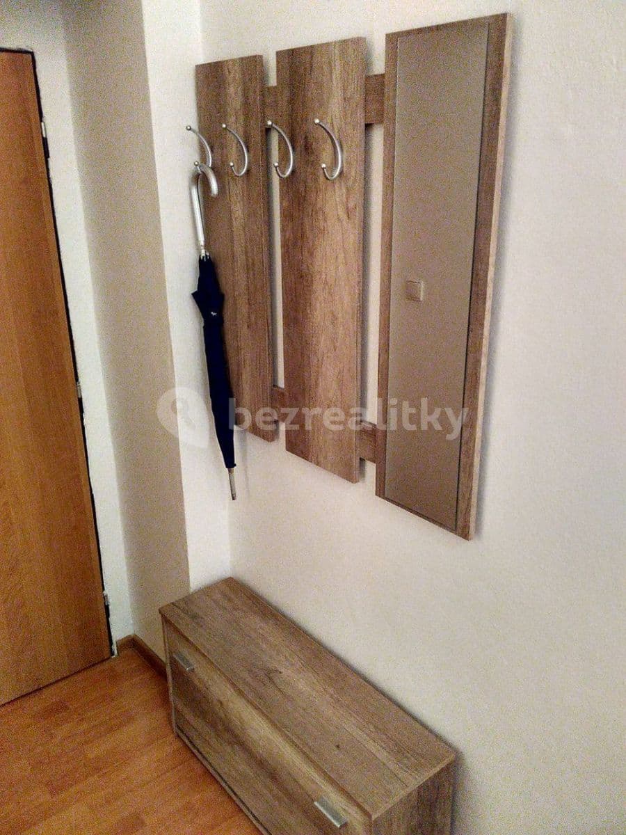 Prenájom bytu 1-izbový 30 m², Turnovská, Praha, Praha Prenájom bytu 1-izbový 30 m², Turnovská, Praha, Praha