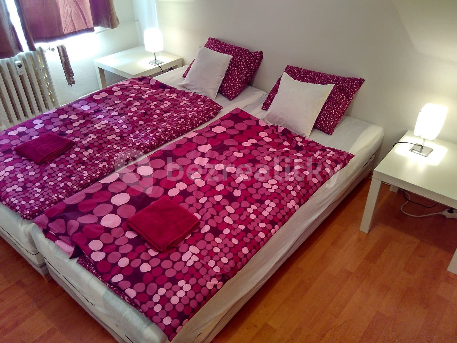 Prenájom bytu 1-izbový 30 m², Turnovská, Praha, Praha Prenájom bytu 1-izbový 30 m², Turnovská, Praha, Praha