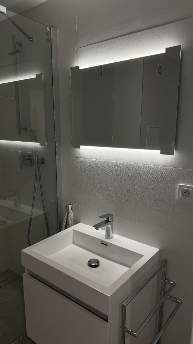 Prenájom bytu 2-izbový 43 m², Boháčova, Praha, Praha Prenájom bytu 2-izbový 43 m², Boháčova, Praha, Praha