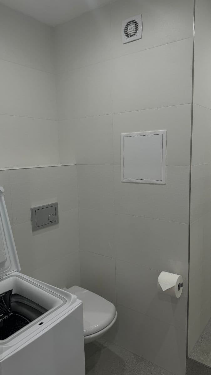 Prenájom bytu 2-izbový 43 m², Boháčova, Praha, Praha Prenájom bytu 2-izbový 43 m², Boháčova, Praha, Praha