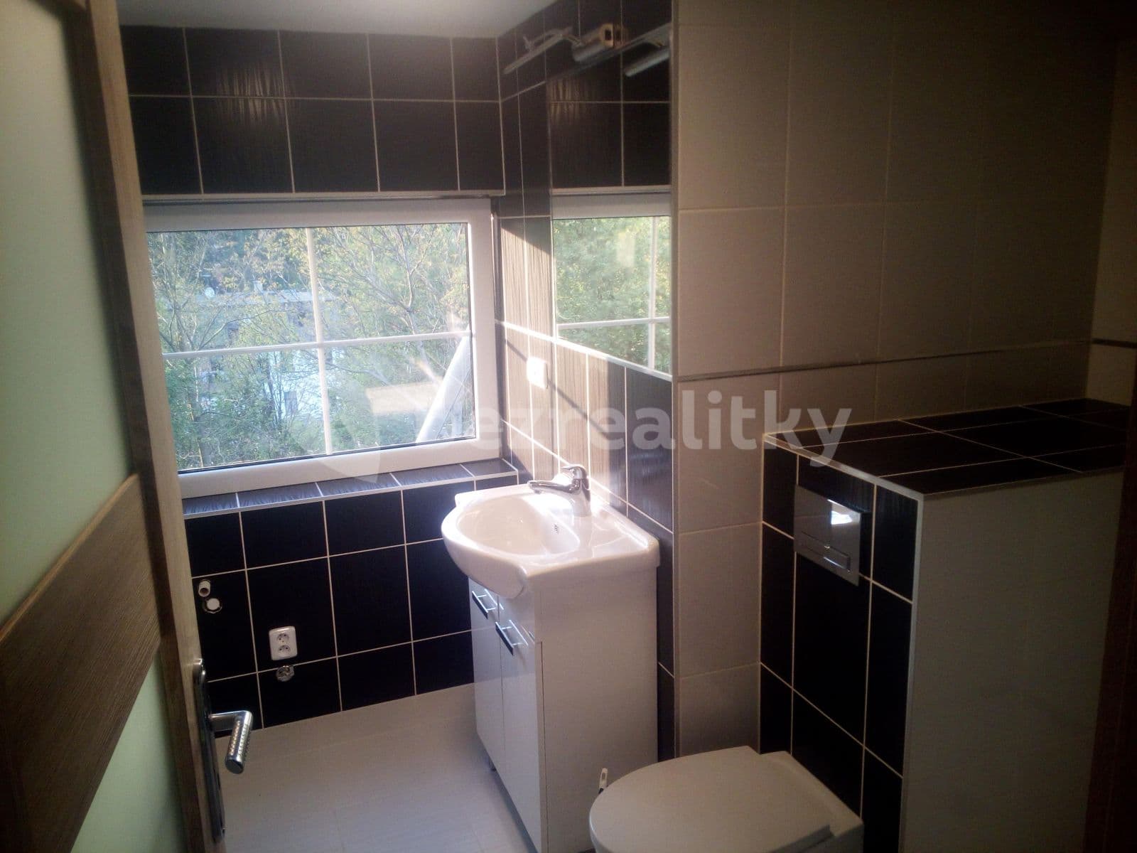 Prenájom bytu 2-izbový 67 m², Frýdlantská, Chrastava, Liberecký kraj Prenájom bytu 2-izbový 67 m², Frýdlantská, Chrastava, Liberecký kraj