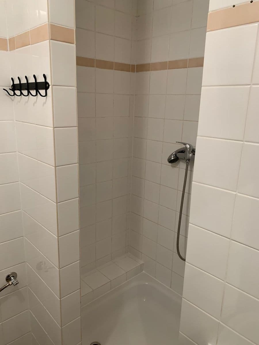 Prenájom bytu Garsoniéra 25 m², Kováků, Praha, Praha Prenájom bytu Garsoniéra 25 m², Kováků, Praha, Praha