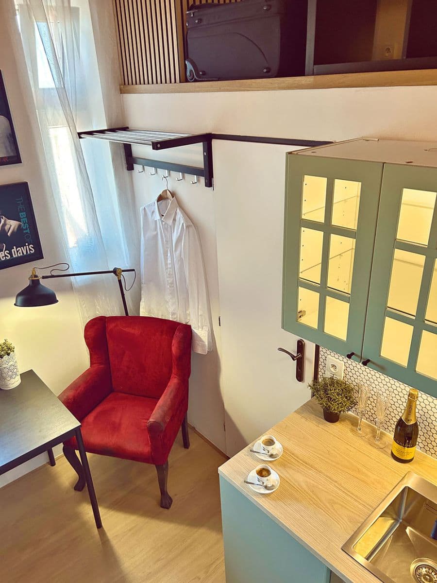 Prenájom bytu Garsoniéra 15 m², Kováků, Praha, Praha Prenájom bytu Garsoniéra 15 m², Kováků, Praha, Praha