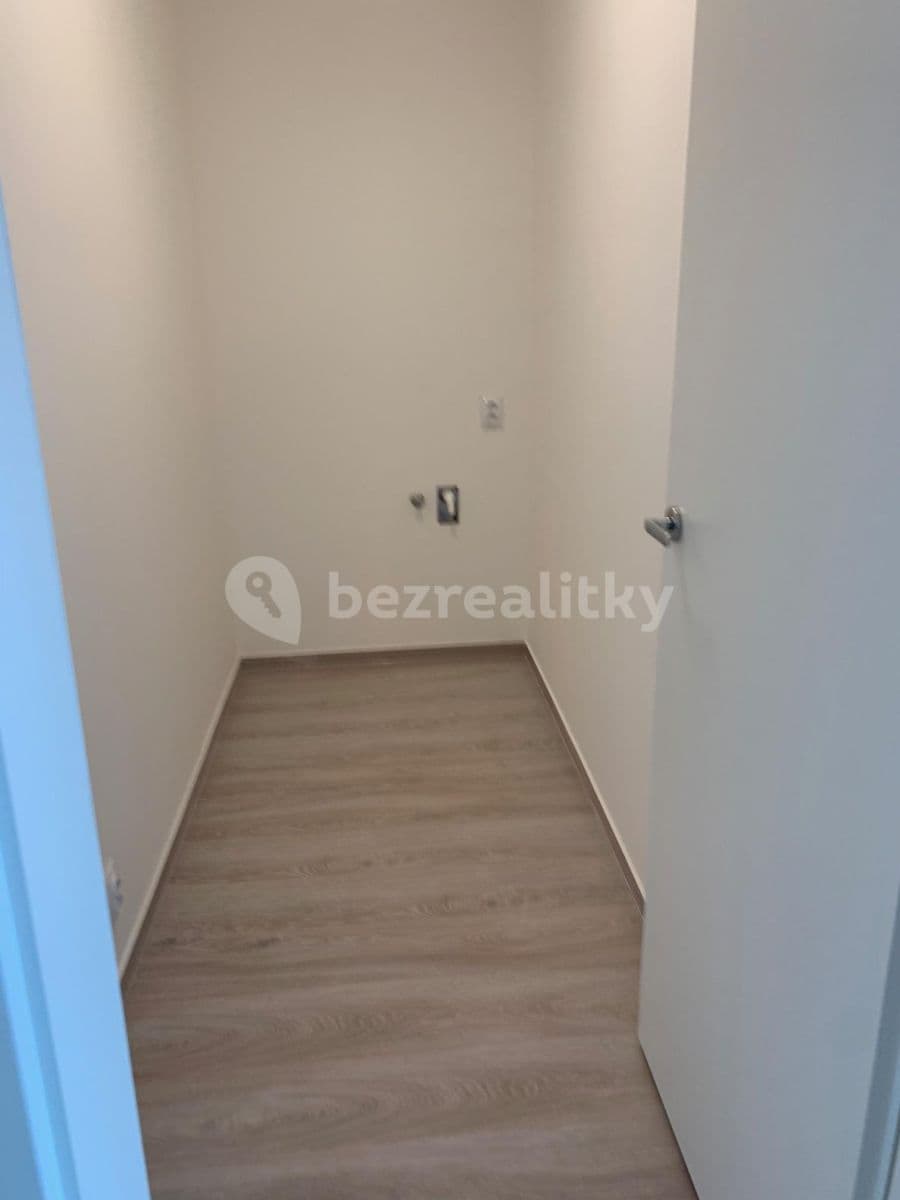 Prenájom bytu 2-izbový 46 m², 42, Brno, Jihomoravský kraj Prenájom bytu 2-izbový 46 m², 42, Brno, Jihomoravský kraj