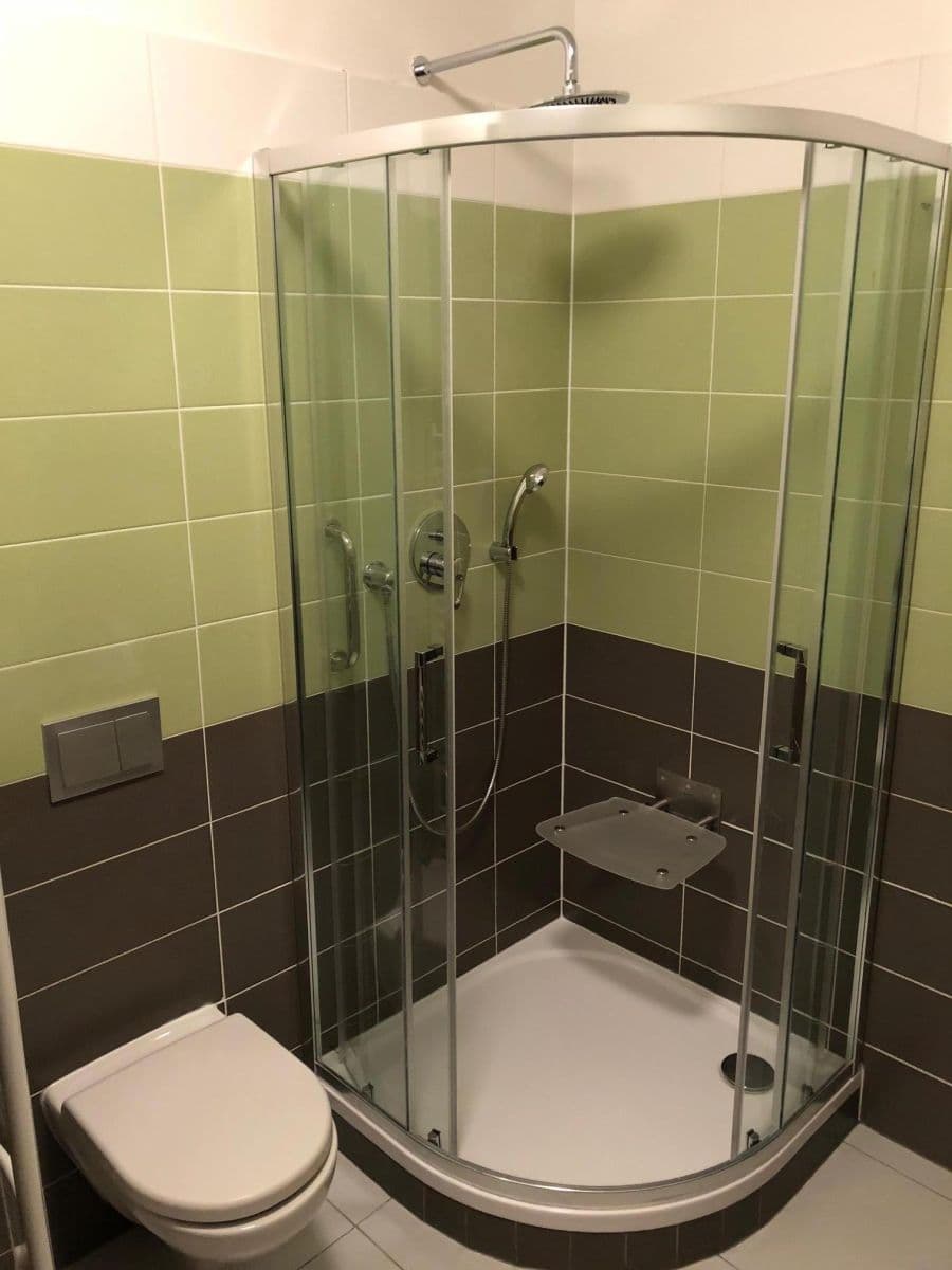 Prenájom bytu 1-izbový 36 m², Rižská, Praha, Praha Prenájom bytu 1-izbový 36 m², Rižská, Praha, Praha