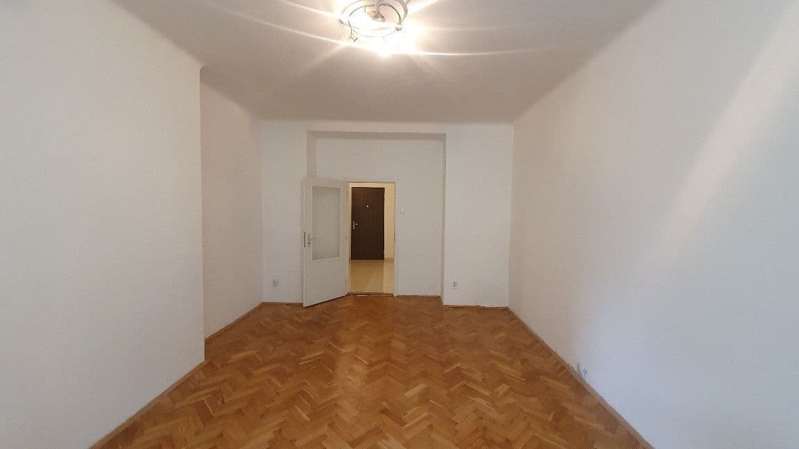 Prenájom bytu 1-izbový 34 m², Přemyslovská, Praha, Praha Prenájom bytu 1-izbový 34 m², Přemyslovská, Praha, Praha