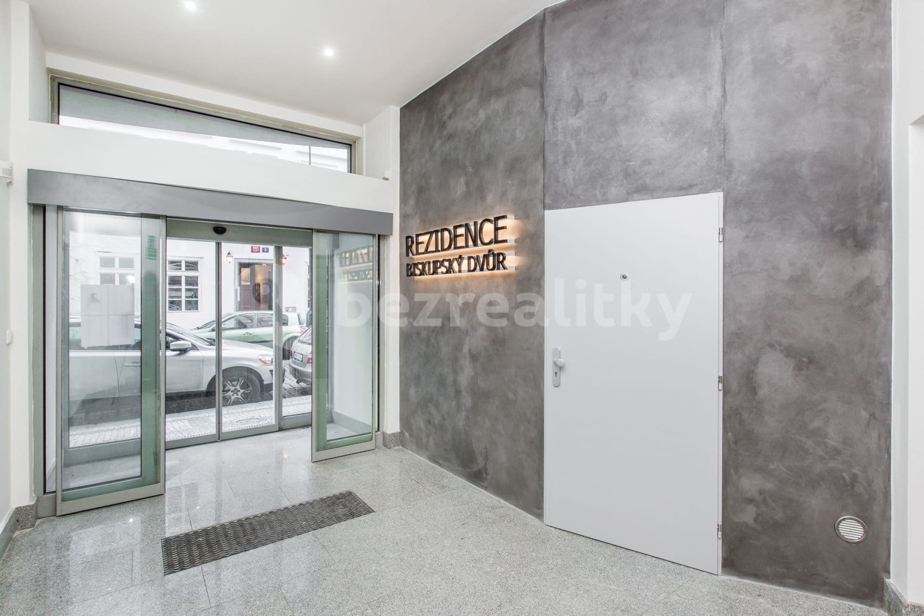 Prenájom bytu 3-izbový 102 m², Biskupský Dvůr, Praha, Praha Prenájom bytu 3-izbový 102 m², Biskupský Dvůr, Praha, Praha