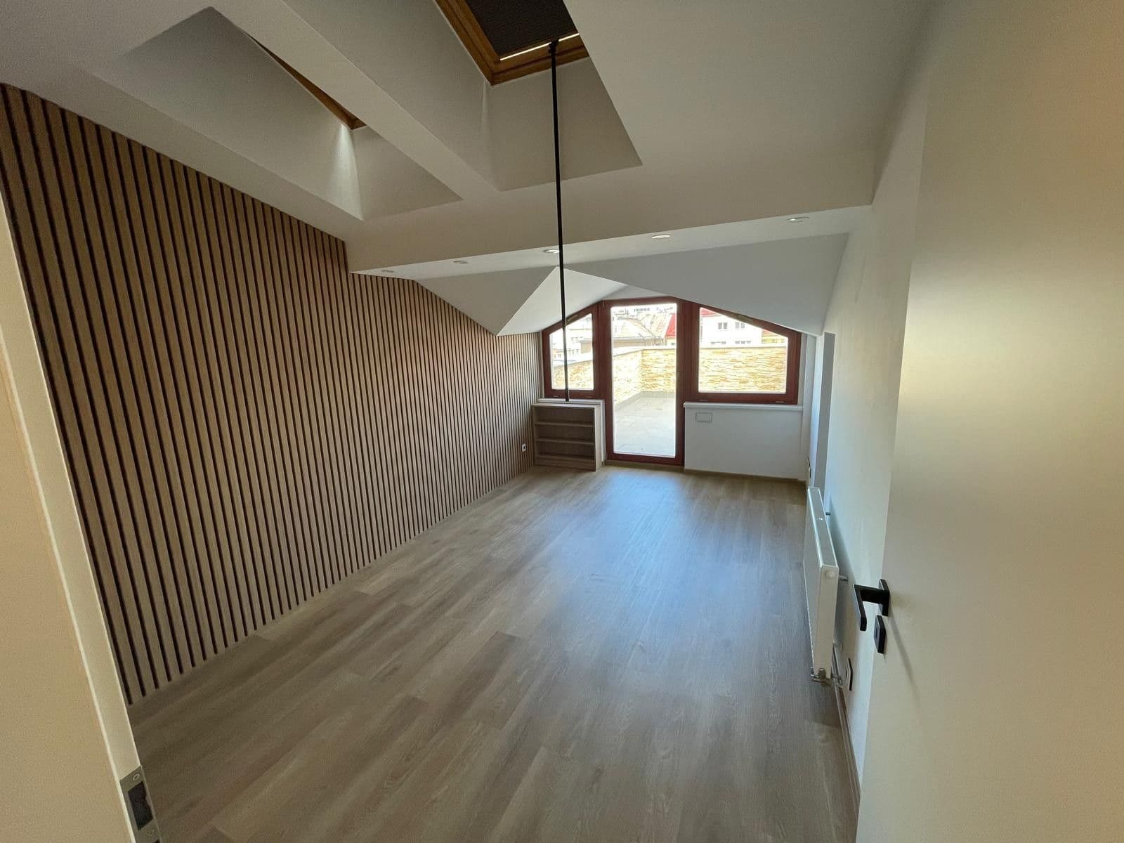Prenájom bytu 4-izbový 120 m², Balcarova, Ostrava, Moravskoslezský kraj Prenájom bytu 4-izbový 120 m², Balcarova, Ostrava, Moravskoslezský kraj