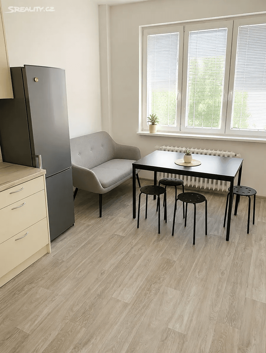 Prenájom bytu 2-izbový 85 m², Dělnická, Praha, Praha Prenájom bytu 2-izbový 85 m², Dělnická, Praha, Praha