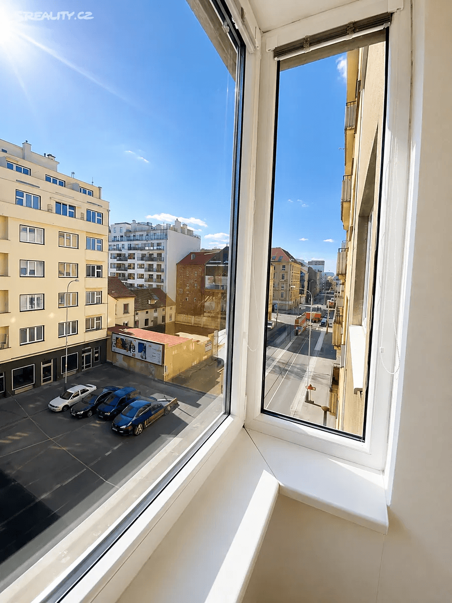 Prenájom bytu 2-izbový 85 m², Dělnická, Praha, Praha Prenájom bytu 2-izbový 85 m², Dělnická, Praha, Praha