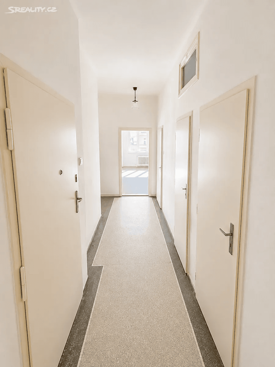 Prenájom bytu 2-izbový 85 m², Dělnická, Praha, Praha Prenájom bytu 2-izbový 85 m², Dělnická, Praha, Praha