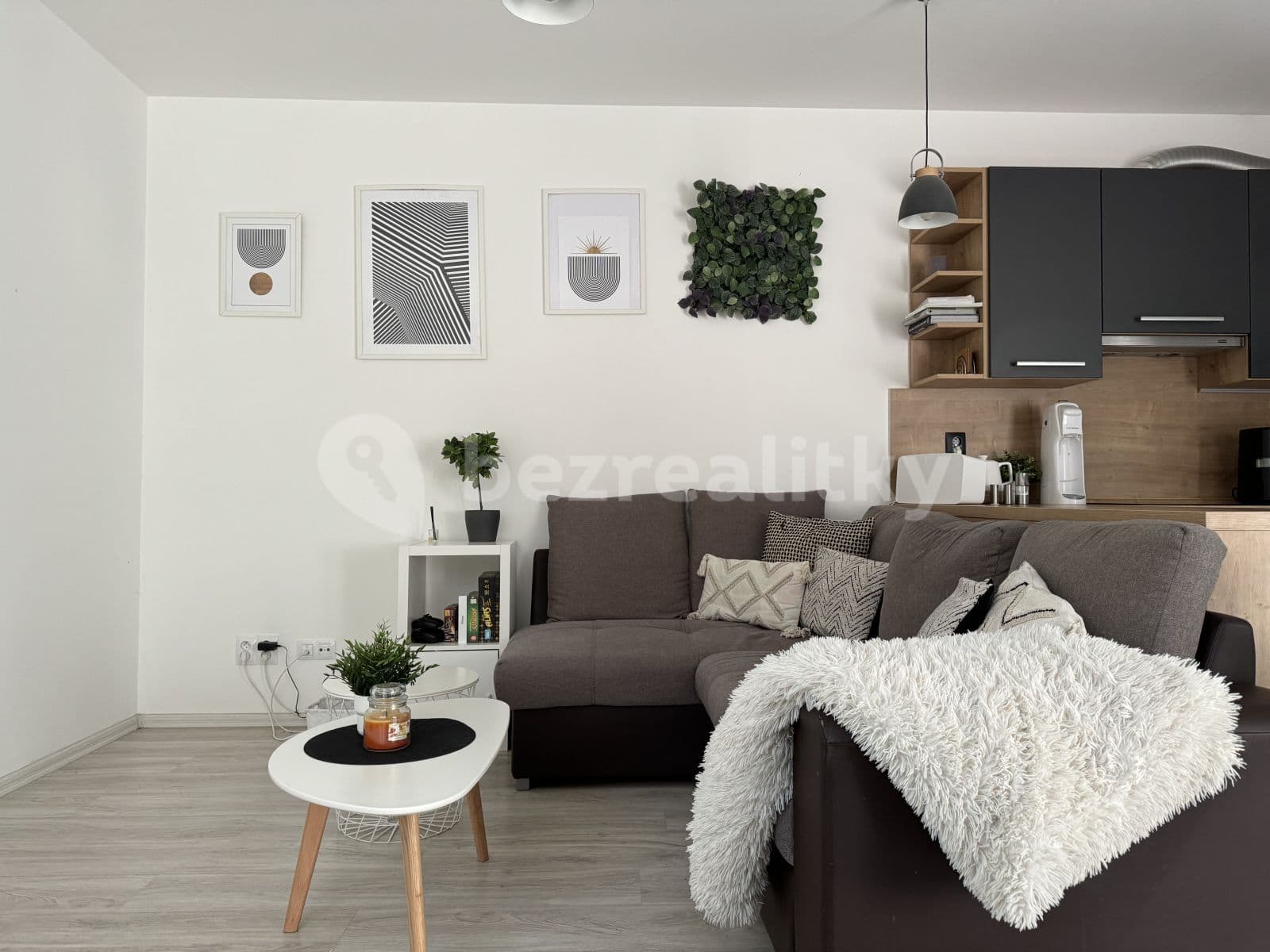 Prenájom bytu 2-izbový 51 m², Podbělohorská, Praha, Praha Prenájom bytu 2-izbový 51 m², Podbělohorská, Praha, Praha