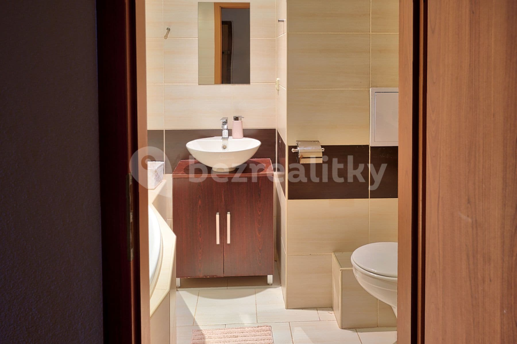 Prenájom bytu 2-izbový 56 m², Nechvílova, Praha, Praha Prenájom bytu 2-izbový 56 m², Nechvílova, Praha, Praha