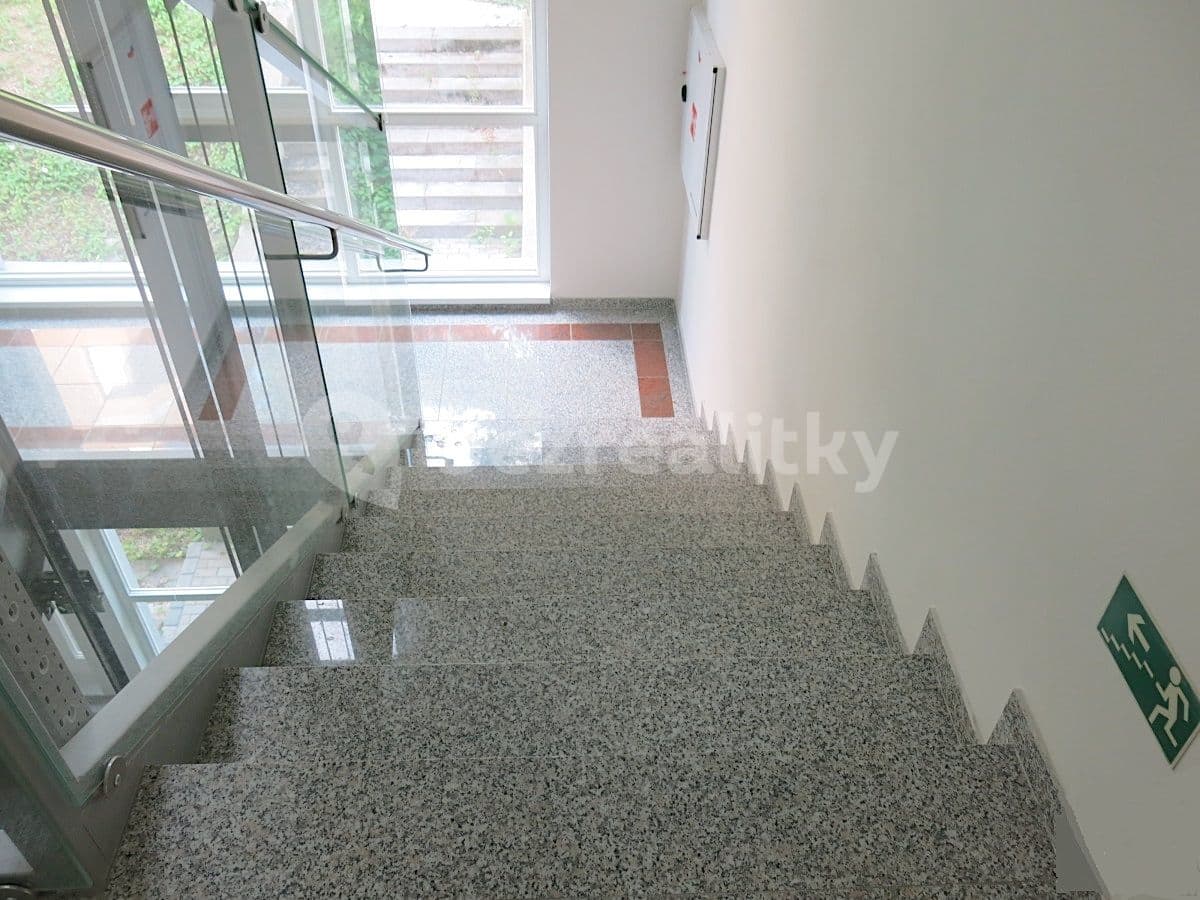 Predaj bytu 3-izbový 130 m², Škroupova, Karlovy Vary, Karlovarský kraj Predaj bytu 3-izbový 130 m², Škroupova, Karlovy Vary, Karlovarský kraj