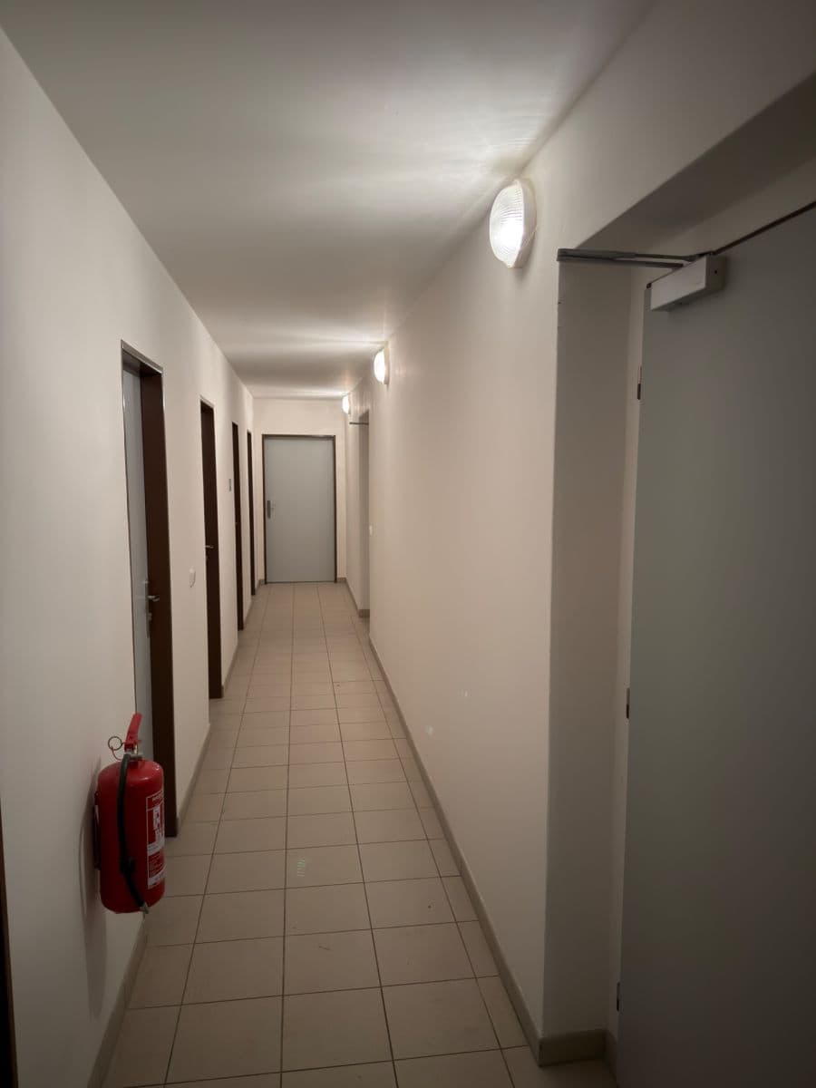 Predaj bytu 3-izbový 130 m², Škroupova, Karlovy Vary, Karlovarský kraj Predaj bytu 3-izbový 130 m², Škroupova, Karlovy Vary, Karlovarský kraj