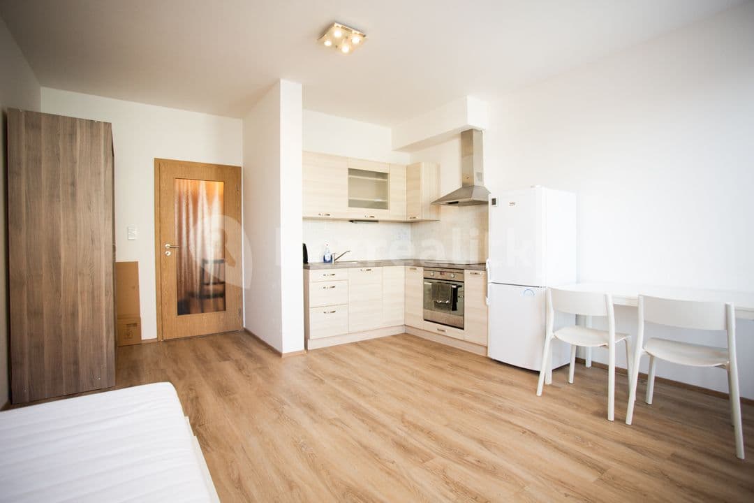 Prenájom bytu 1-izbový 35 m², Svitákova, Praha, Praha Prenájom bytu 1-izbový 35 m², Svitákova, Praha, Praha
