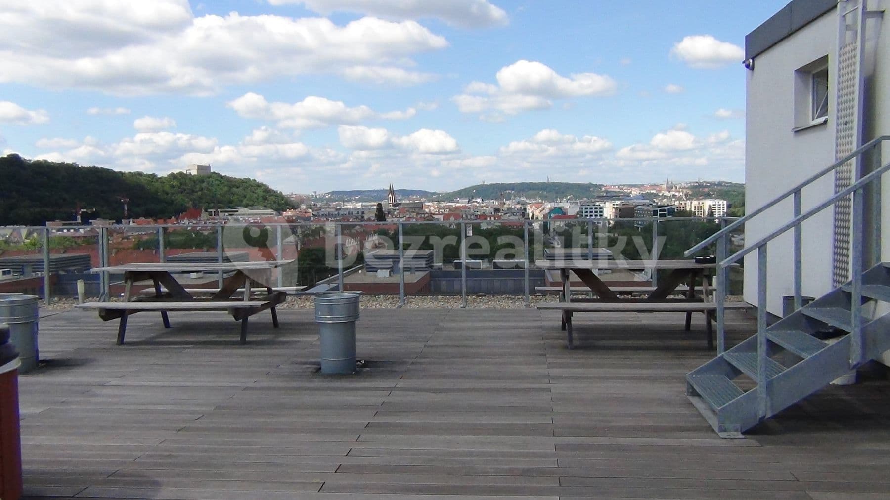 Prenájom bytu 3-izbový 42 m², Molákova, Praha, Praha Prenájom bytu 3-izbový 42 m², Molákova, Praha, Praha