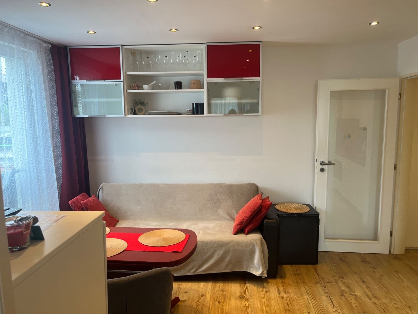 Prenájom bytu 3-izbový 42 m², Molákova, Praha, Praha Prenájom bytu 3-izbový 42 m², Molákova, Praha, Praha