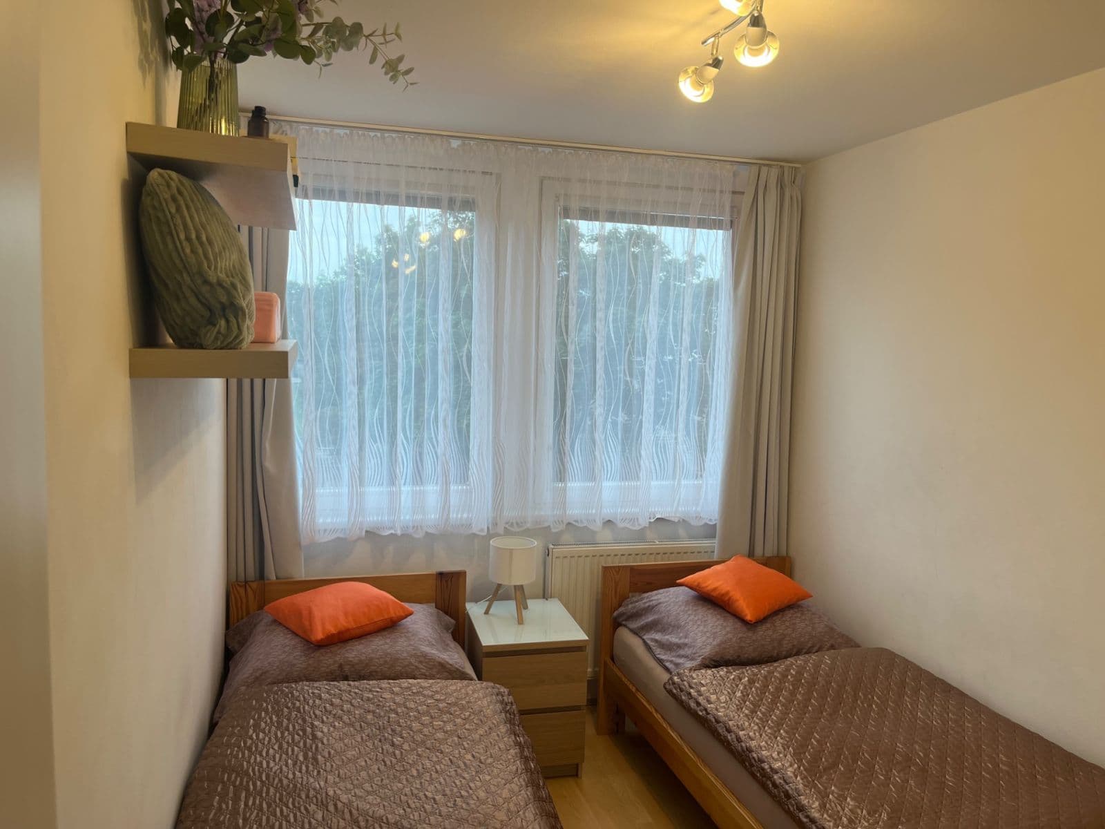 Prenájom bytu 3-izbový 42 m², Molákova, Praha, Praha Prenájom bytu 3-izbový 42 m², Molákova, Praha, Praha