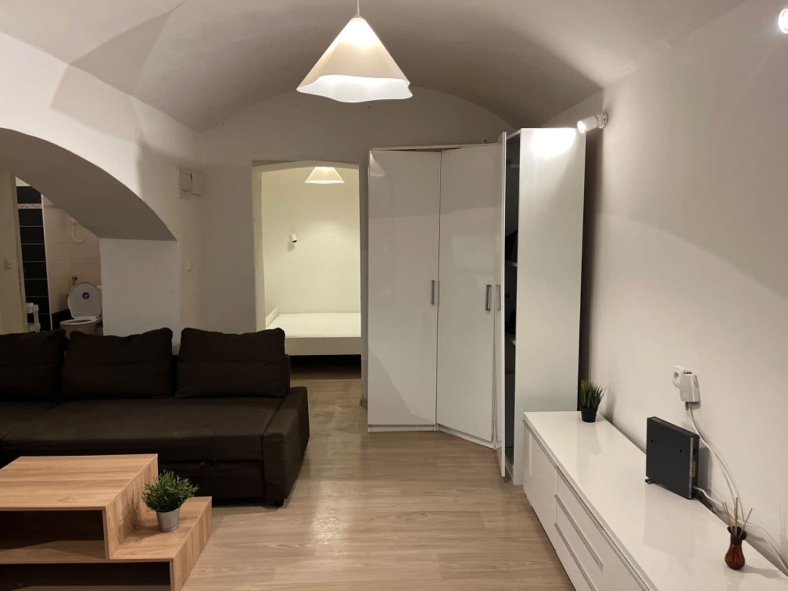 Prenájom bytu 2-izbový 41 m², Oldřichova, Praha, Praha Prenájom bytu 2-izbový 41 m², Oldřichova, Praha, Praha