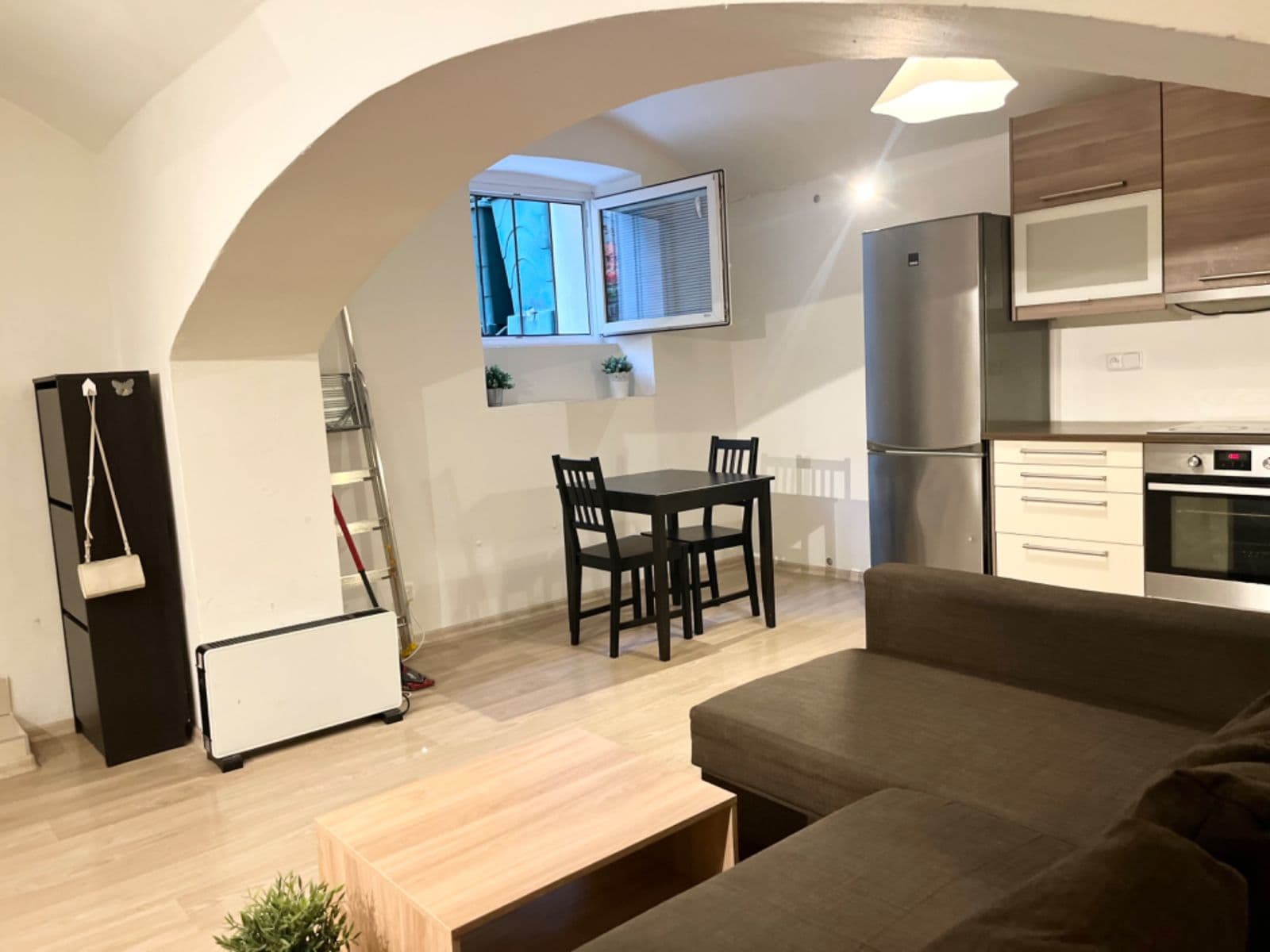 Prenájom bytu 2-izbový 41 m², Oldřichova, Praha, Praha Prenájom bytu 2-izbový 41 m², Oldřichova, Praha, Praha