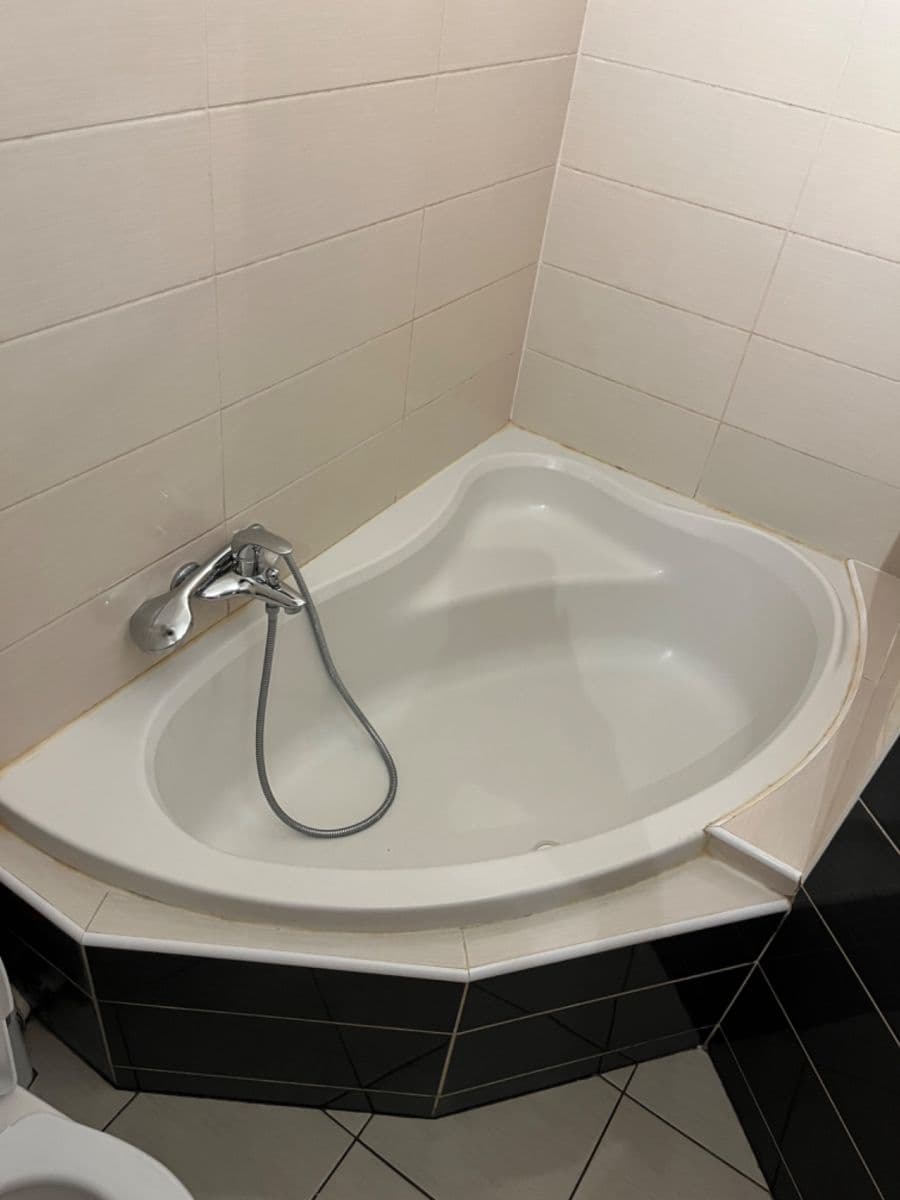 Prenájom bytu 2-izbový 41 m², Oldřichova, Praha, Praha Prenájom bytu 2-izbový 41 m², Oldřichova, Praha, Praha