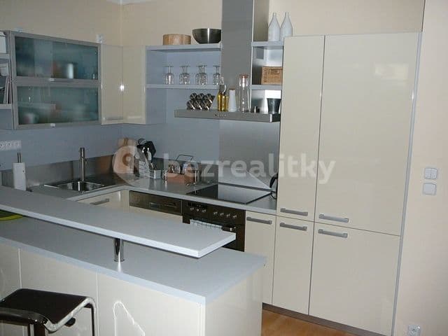 Prenájom bytu 2-izbový 58 m², Praha, Praha Prenájom bytu 2-izbový 58 m², Praha, Praha