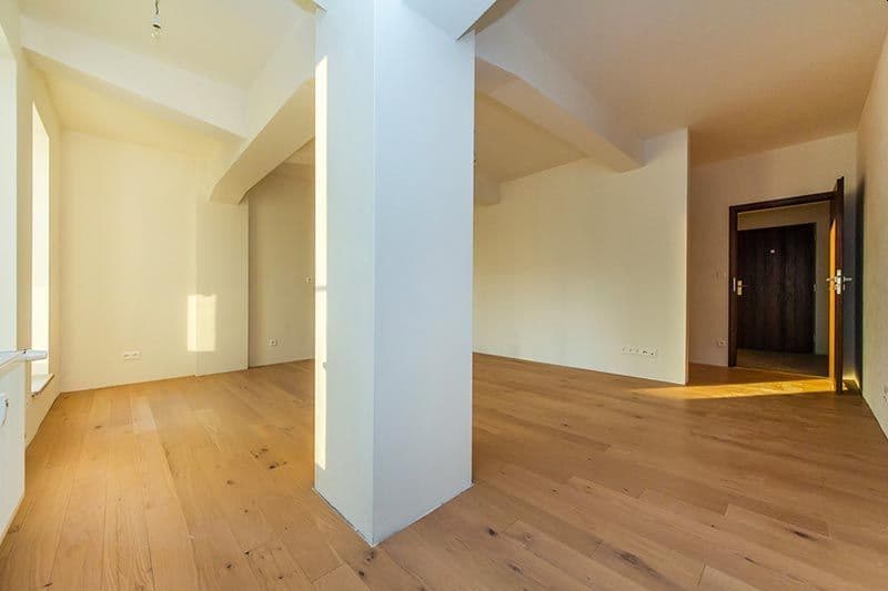 Prenájom bytu 1-izbový 37 m², Jankovcova, Praha, Praha Prenájom bytu 1-izbový 37 m², Jankovcova, Praha, Praha