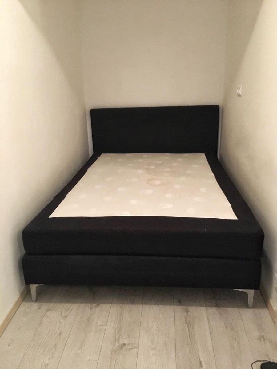 Prenájom bytu 1-izbový 37 m², Jankovcova, Praha, Praha Prenájom bytu 1-izbový 37 m², Jankovcova, Praha, Praha