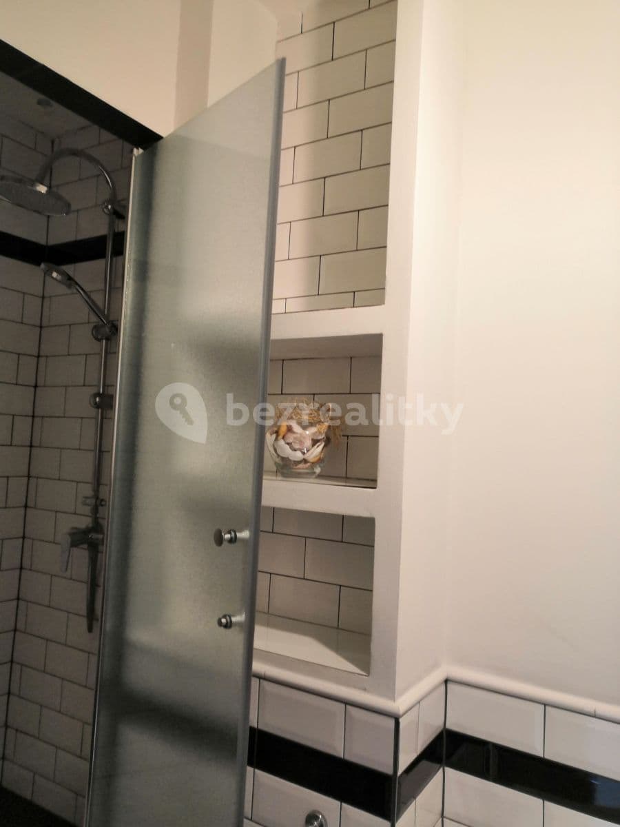 Prenájom bytu 2-izbový 51 m², Navrátilova, Praha, Praha Prenájom bytu 2-izbový 51 m², Navrátilova, Praha, Praha
