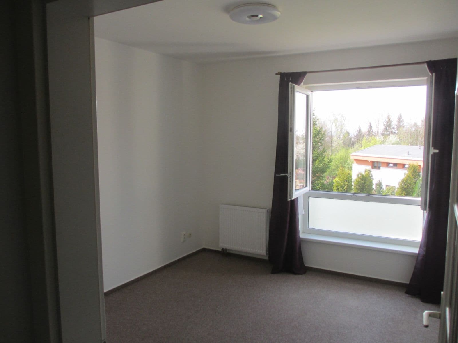 Prenájom bytu 2-izbový 50 m², Kotíkovská, Plzeň, Plzeňský kraj Prenájom bytu 2-izbový 50 m², Kotíkovská, Plzeň, Plzeňský kraj