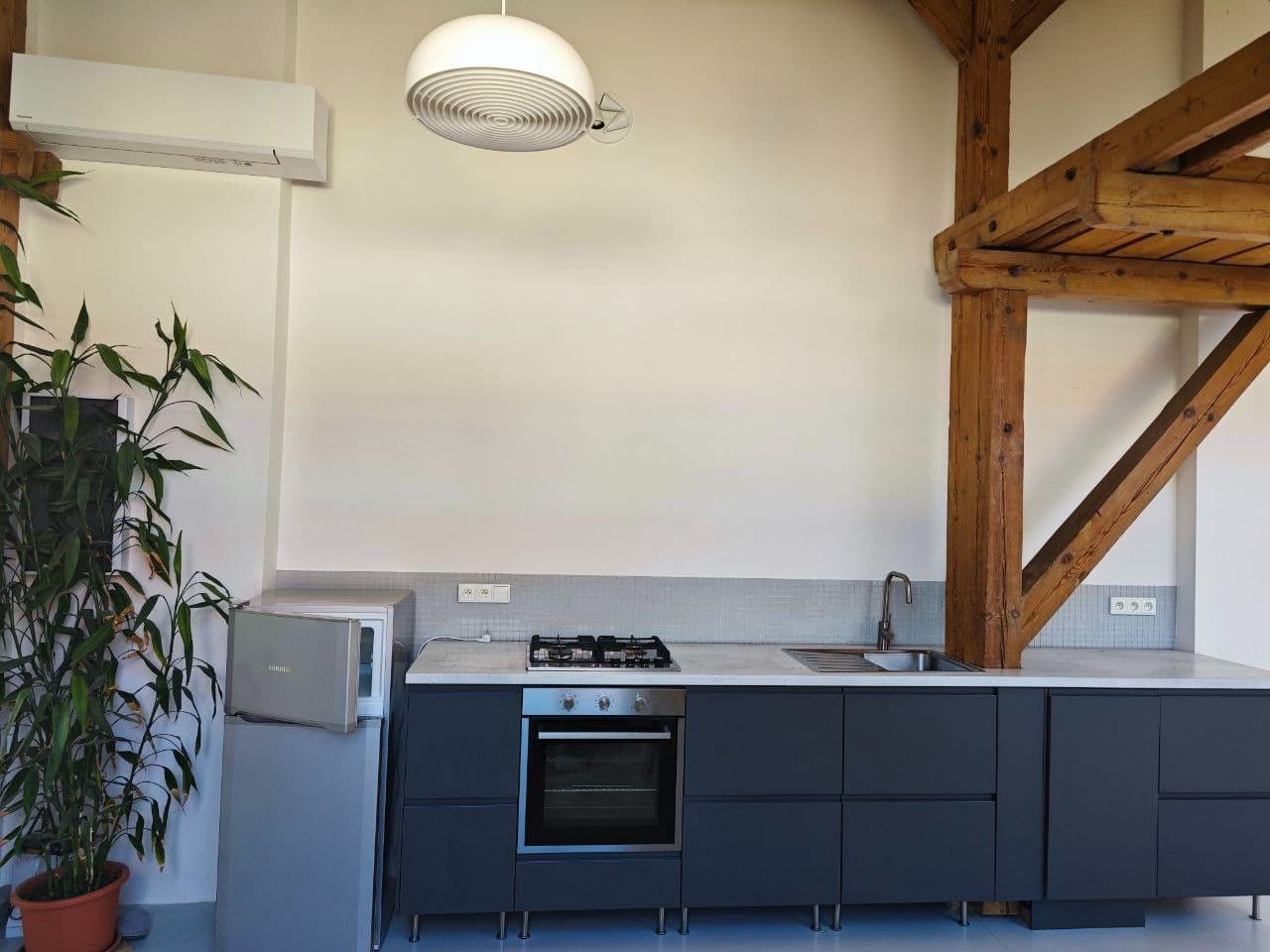 Prenájom bytu 2-izbový 85 m², Jeronýmova, Praha, Praha Prenájom bytu 2-izbový 85 m², Jeronýmova, Praha, Praha