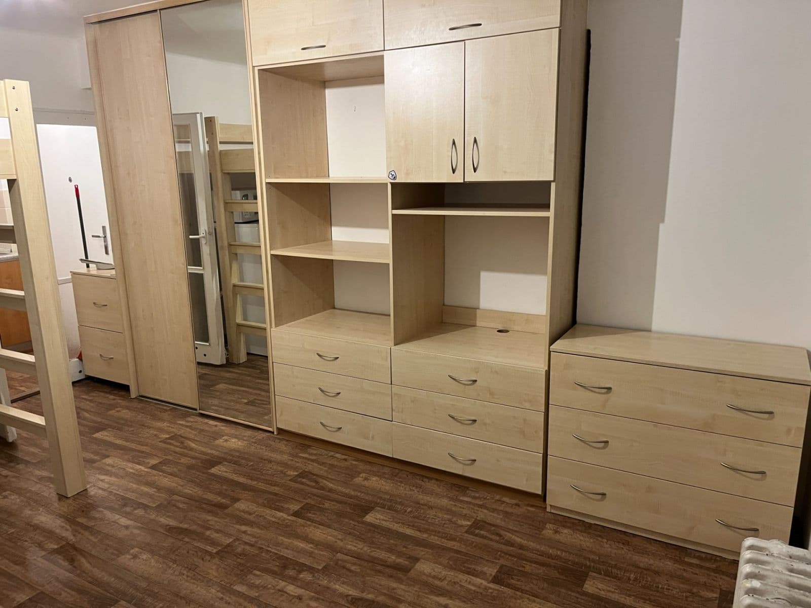 Prenájom bytu 1-izbový 22 m², Evropská, Praha, Praha Prenájom bytu 1-izbový 22 m², Evropská, Praha, Praha