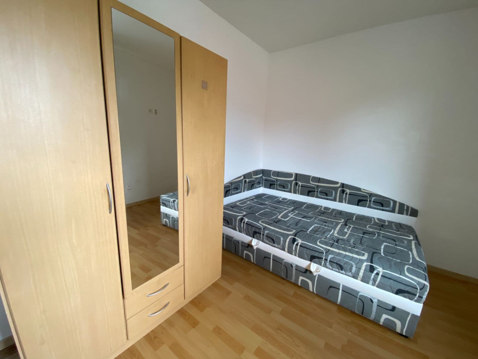 Prenájom bytu 1-izbový 24 m², Mladoboleslavská, Praha, Praha Prenájom bytu 1-izbový 24 m², Mladoboleslavská, Praha, Praha