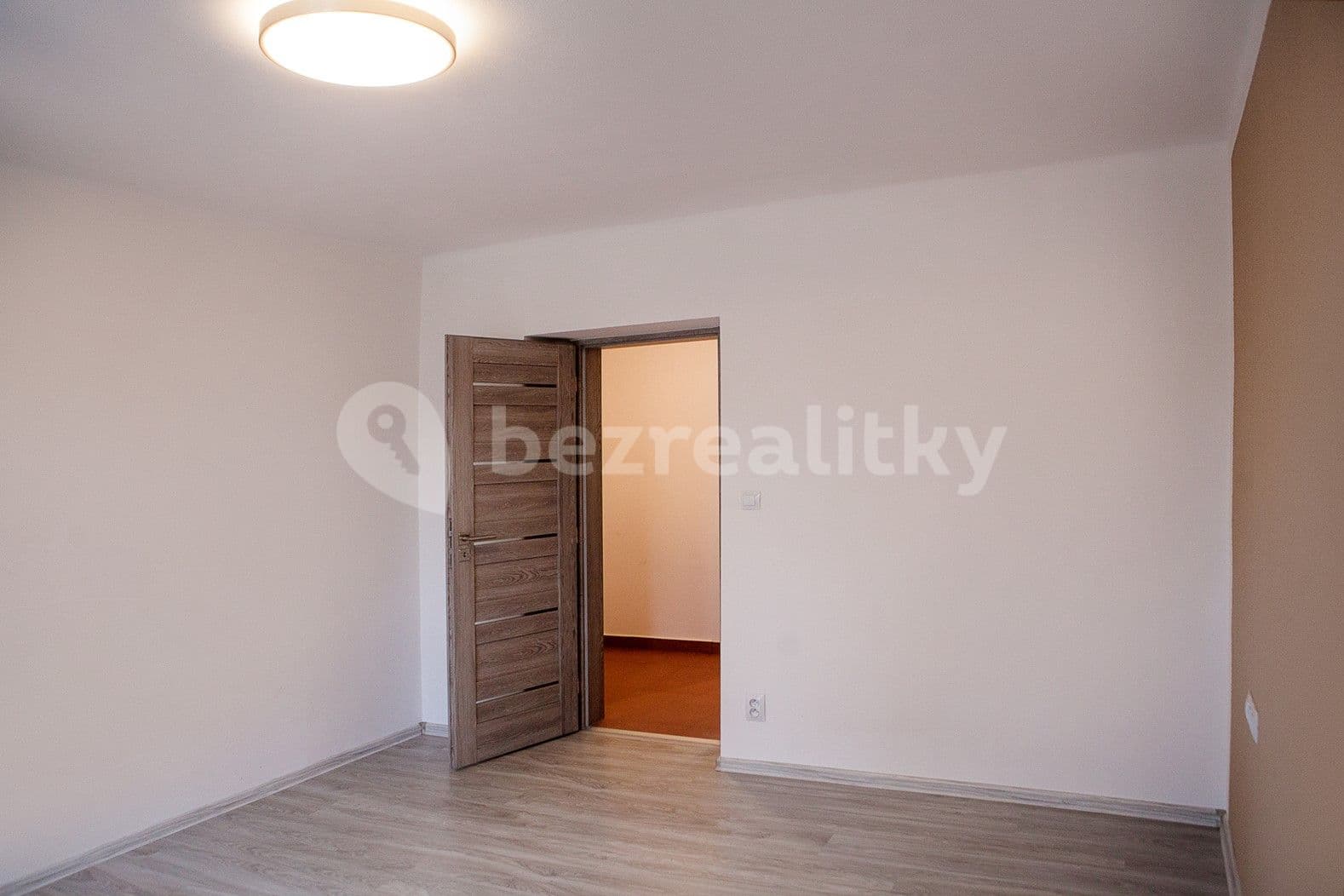 Prenájom bytu 2-izbový 51 m², Vrchlického, Jihlava, Kraj Vysočina Prenájom bytu 2-izbový 51 m², Vrchlického, Jihlava, Kraj Vysočina