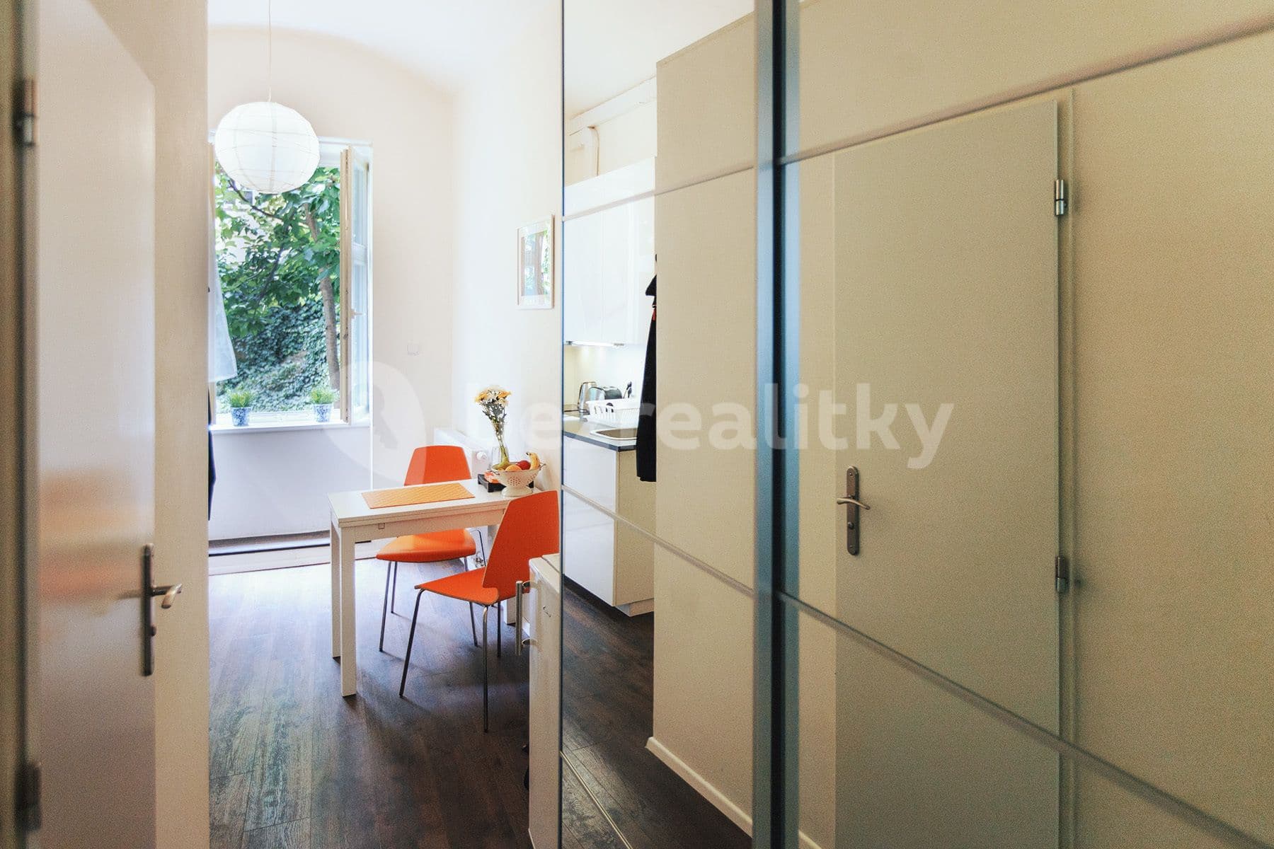 Prenájom bytu 1-izbový 34 m², Heřmanova, Praha, Praha Prenájom bytu 1-izbový 34 m², Heřmanova, Praha, Praha