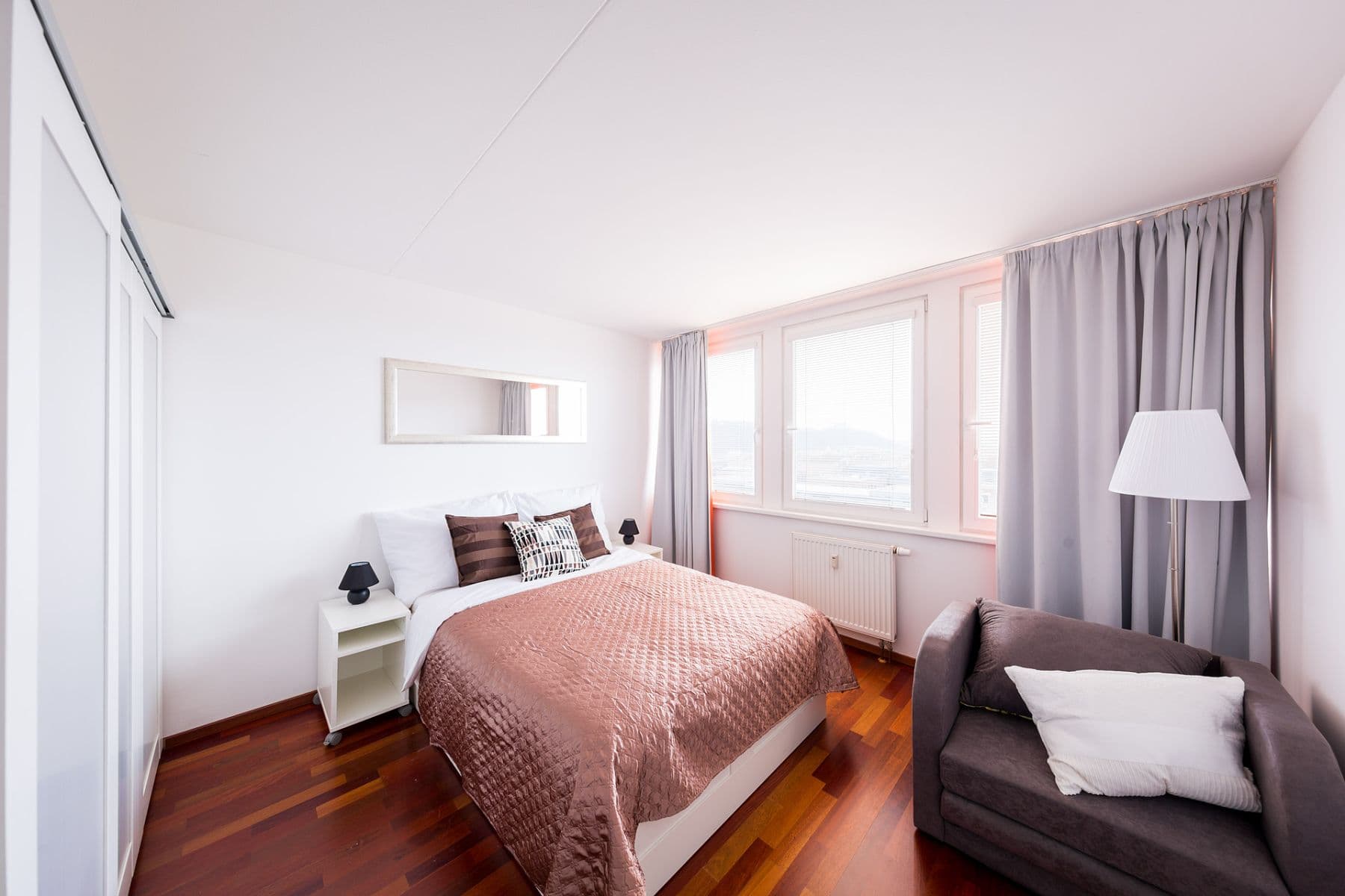 Prenájom bytu 3-izbový 52 m², Molákova, Praha, Praha Prenájom bytu 3-izbový 52 m², Molákova, Praha, Praha