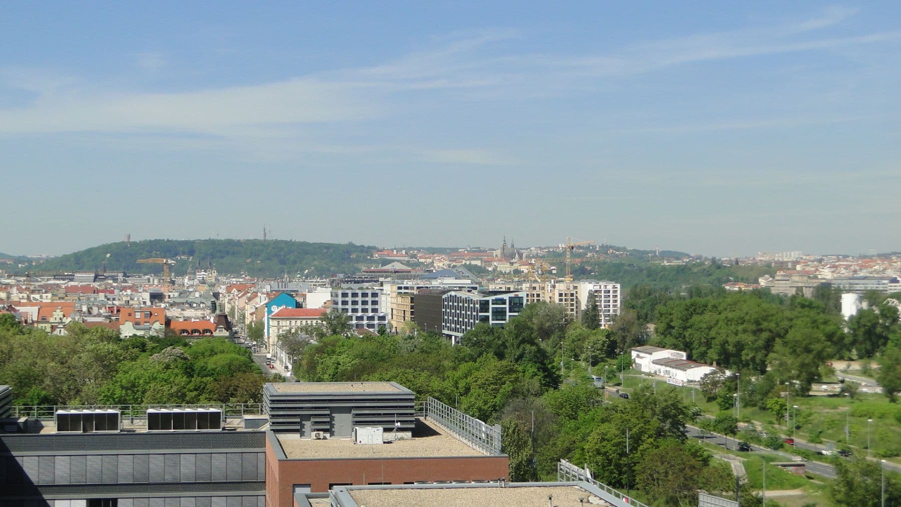 Prenájom bytu 3-izbový 52 m², Molákova, Praha, Praha Prenájom bytu 3-izbový 52 m², Molákova, Praha, Praha