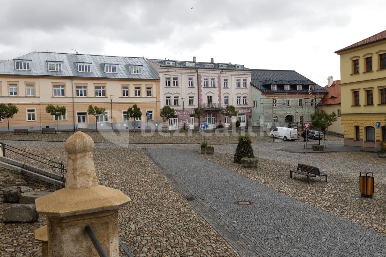 Prenájom bytu 3-izbový 60 m², Náměstí, Kašperské Hory, Plzeňský kraj Prenájom bytu 3-izbový 60 m², Náměstí, Kašperské Hory, Plzeňský kraj