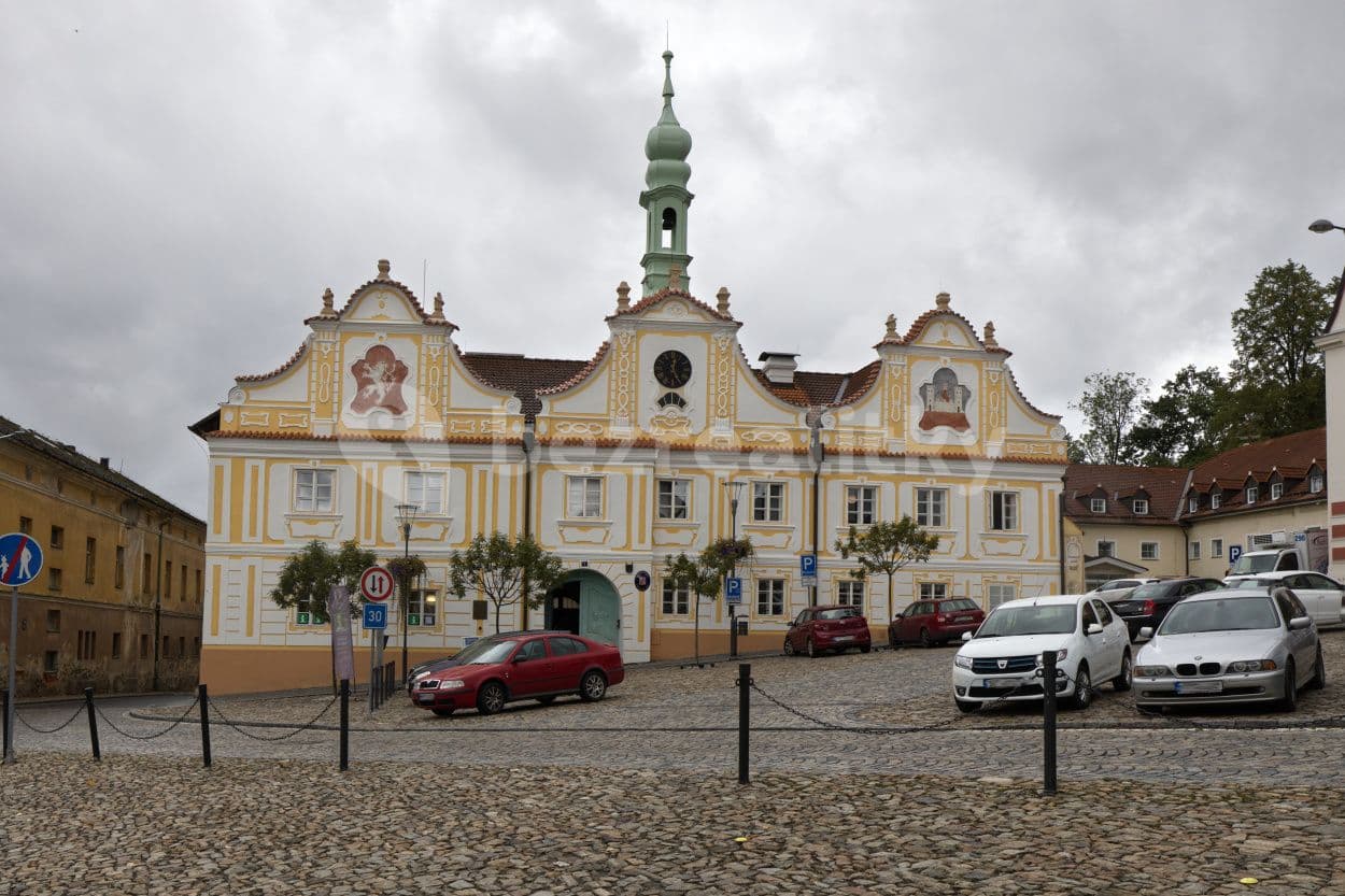 Prenájom bytu 3-izbový 60 m², Náměstí, Kašperské Hory, Plzeňský kraj Prenájom bytu 3-izbový 60 m², Náměstí, Kašperské Hory, Plzeňský kraj